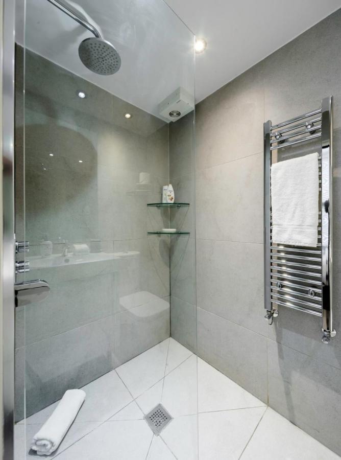 Elegant Earl'S Court 2 Bedroom Flat Just 4 Minutes From Tube London Exteriör bild